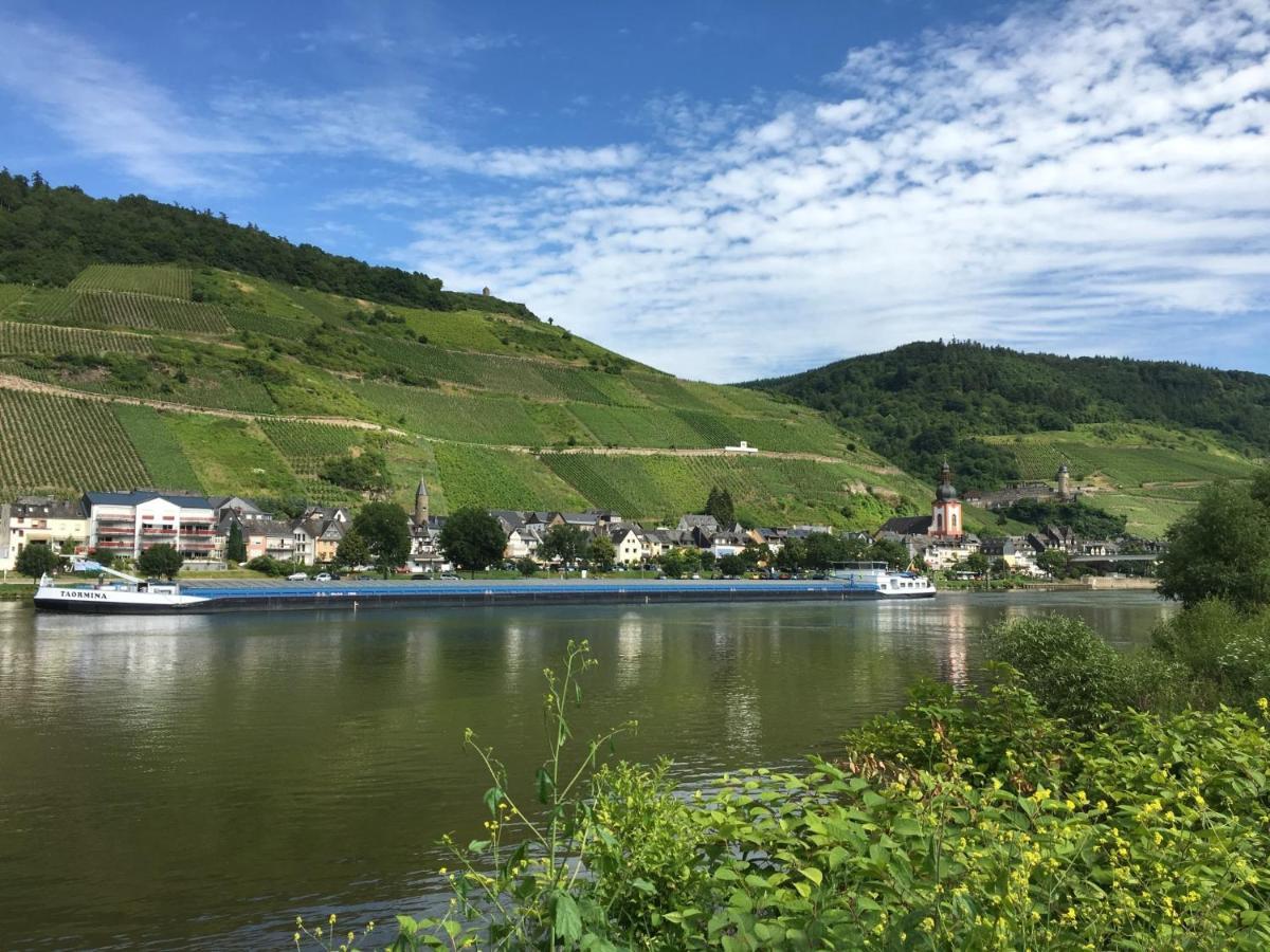 Ferienhaus Am Moselradweg Zell Eksteriør billede